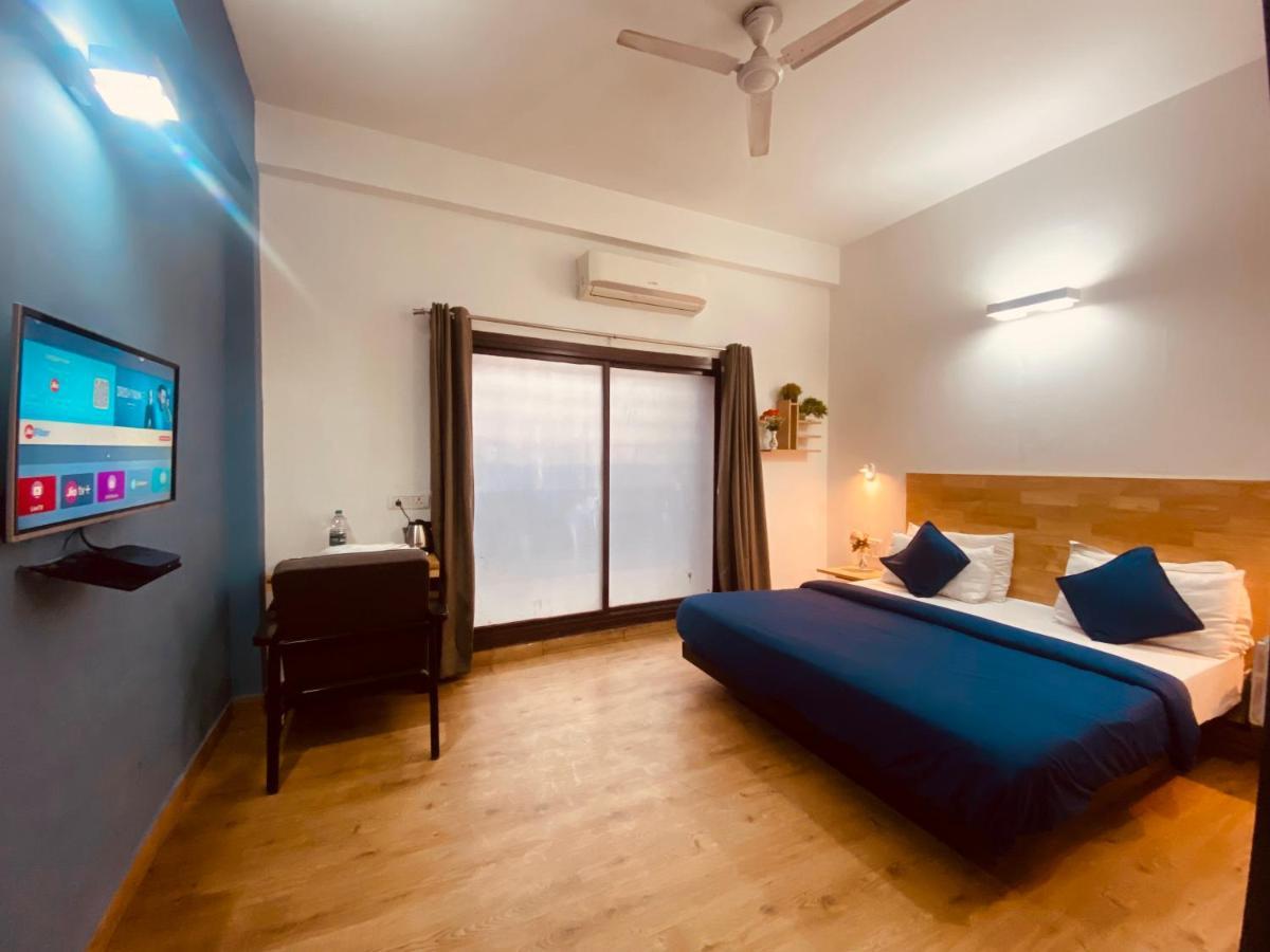 Divine Inn Couple Friendly Hotel Near Sector 51 Metro Station Noida Buitenkant foto