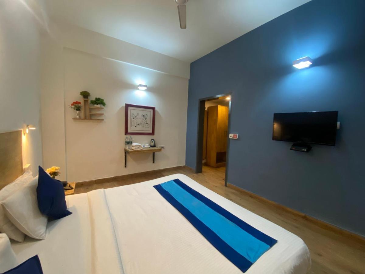 Divine Inn Couple Friendly Hotel Near Sector 51 Metro Station Noida Buitenkant foto
