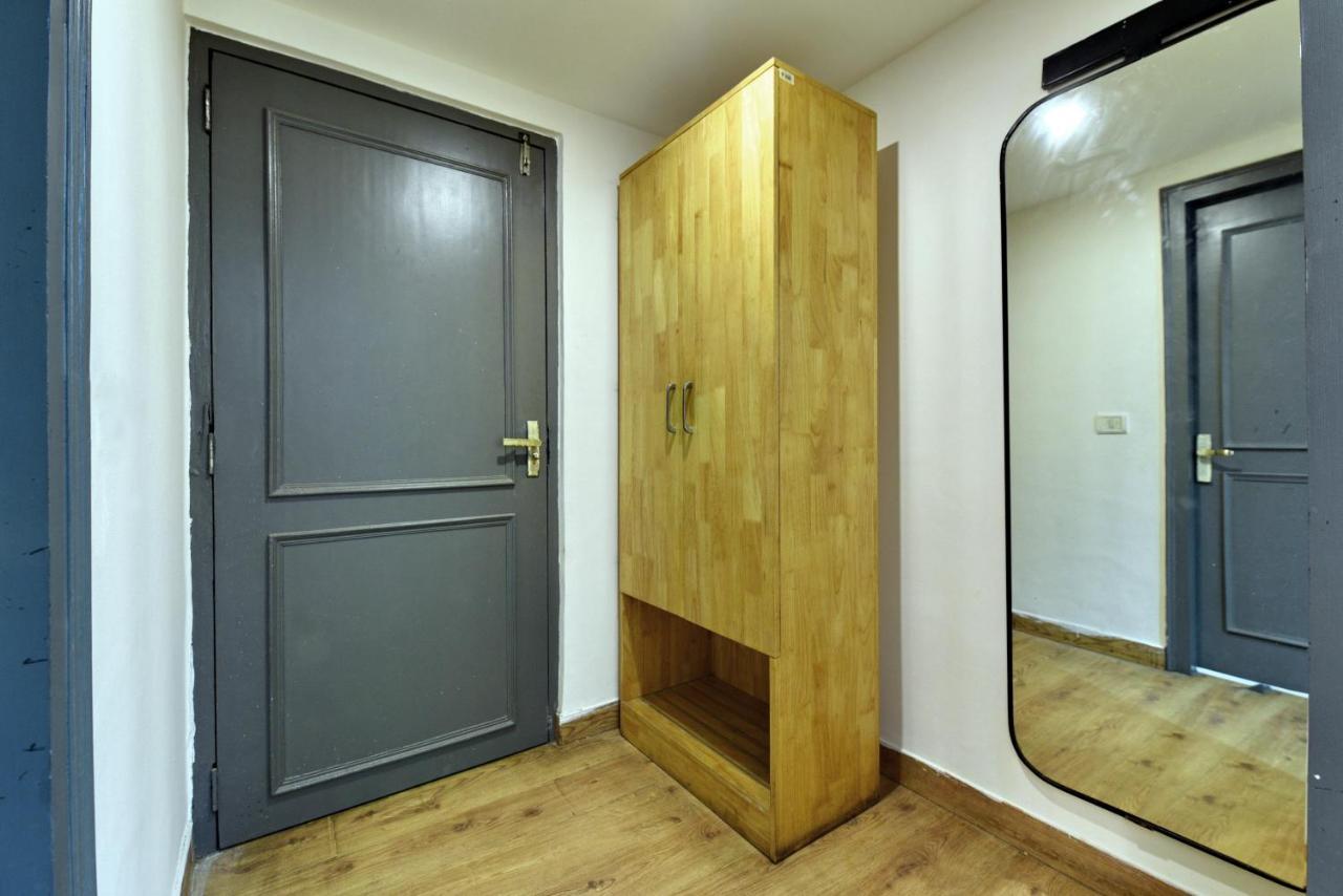 Divine Inn Couple Friendly Hotel Near Sector 51 Metro Station Noida Buitenkant foto