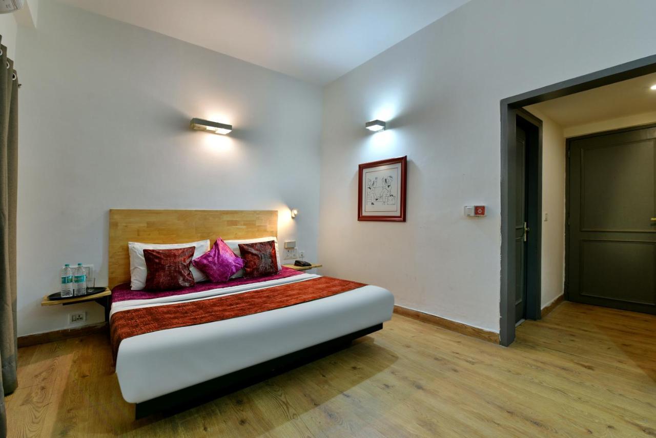 Divine Inn Couple Friendly Hotel Near Sector 51 Metro Station Noida Buitenkant foto