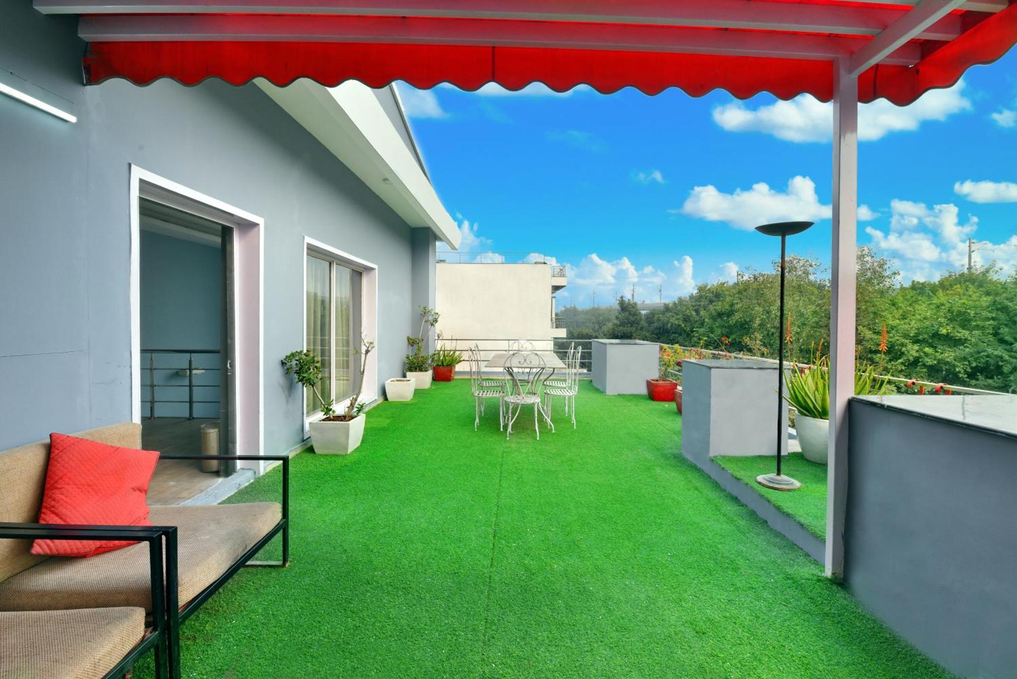 Divine Inn Couple Friendly Hotel Near Sector 51 Metro Station Noida Buitenkant foto